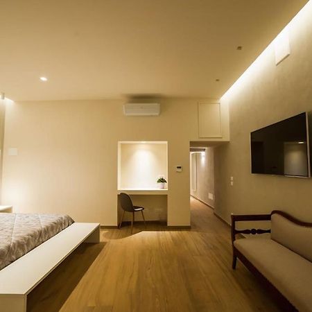 Antik Şehir yakınında 76 m2 stüdyo , 1 banyolu Daire Verona Dış mekan fotoğraf